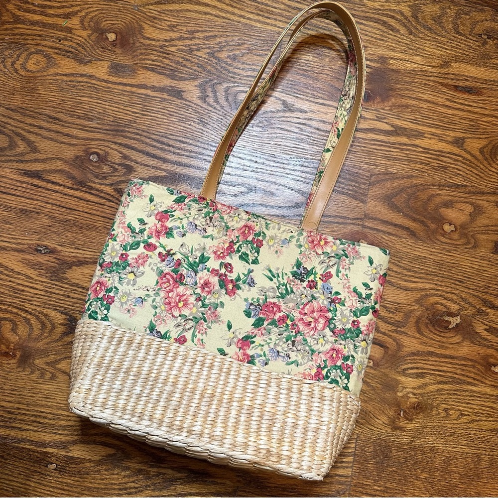 Cappelli Vintage Floral Purse